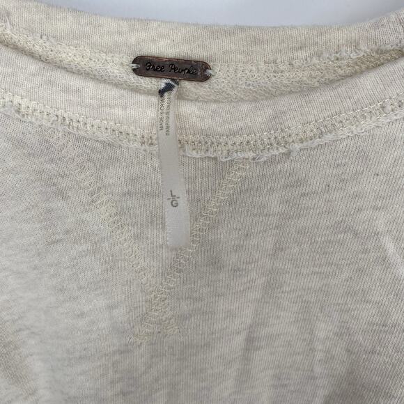 Free People Beautiful Sinner Oversized Pullover Poncho Sweater Women's Size L - Picture 3 of 9